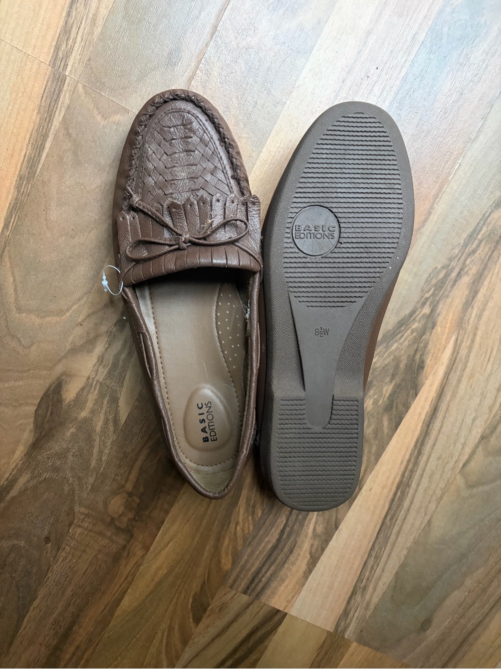 Vintage Leather Brown Woven Moccasin Loafers with Bow Accent, 8.5, Like New
